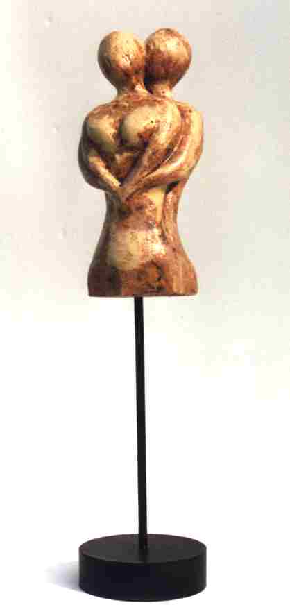 abbracciop.jpg (11585 byte)